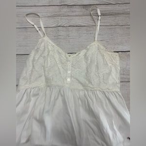 Hollister Women White Sleeveless Blouse S.